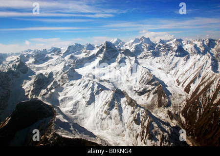 Les pics enneigés des montagnes de Karokoram Skardu Valley du Nord Pakistan Banque D'Images