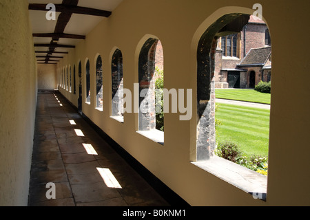 Cour du cloître, QUEENS Queens College, Université de Cambridge. Banque D'Images