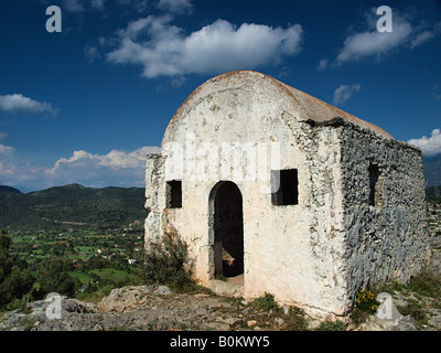 Chapelle en ruine sur la colline, à l'intérieur vers kayakoy mugla turquie Banque D'Images