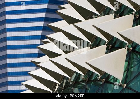 Close up de la toiture de l'Esplanade Concert Hall Banque D'Images