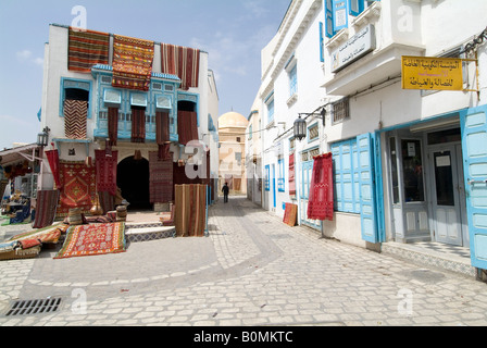 Place principale de la médina, ville sainte de Kairouan en Tunisie. Banque D'Images