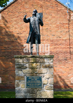 Statue de John Wesley à Epworth North Lincolnshire UK fondateur de Méthodisme Banque D'Images