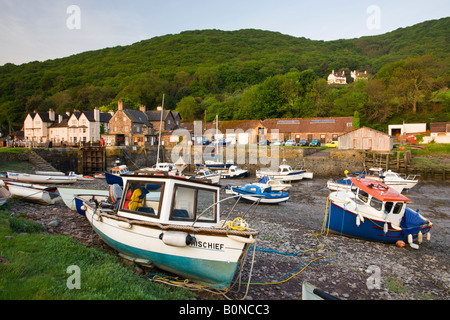 Marée basse à Porlock Weir en Angleterre Somerset Exmoor National Park Banque D'Images