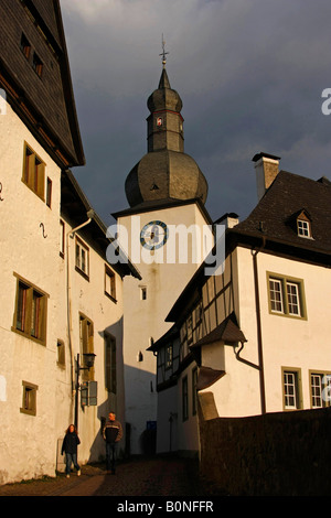Vieille ville et clocher à Arnsberg Sauerland Rhénanie du Nord-Westphalie, Allemagne Banque D'Images