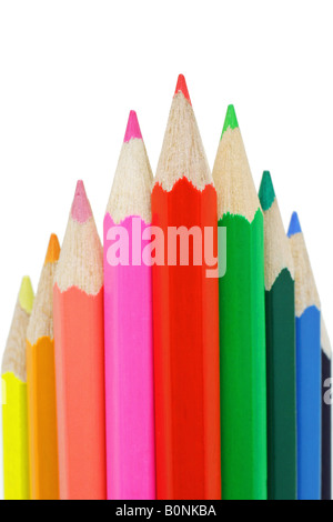 Crayons de couleur isolé sur fond blanc Banque D'Images