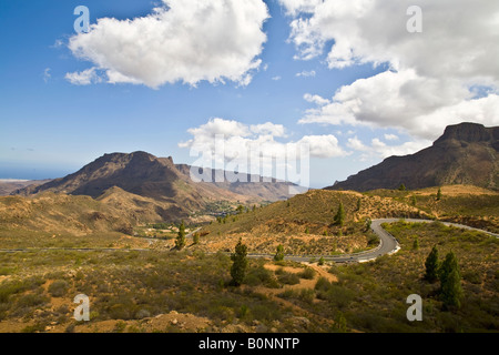 Paysage de montagne entre Fataga et San Bartolome Grande Canarie Banque D'Images