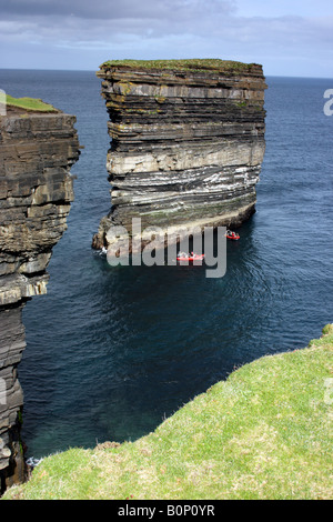 Dun Briste pile la mer, Downpatrick Head, Ballycastle, Comté de Mayo, République d'Irlande Banque D'Images