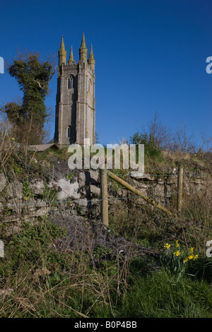 L'église de St Pancras à Widecombe dans la lande au printemps Banque D'Images