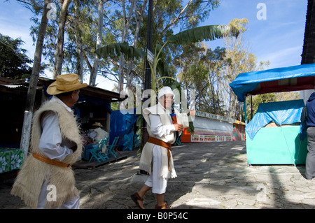 Se préparer pour la parade de San Cristobal au Chiapas au Mexique Banque D'Images