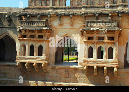 Baignoire de la reine, Hampi, Karnataka, Inde. Banque D'Images