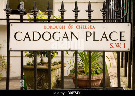 Cadogan Place Road Sign Banque D'Images