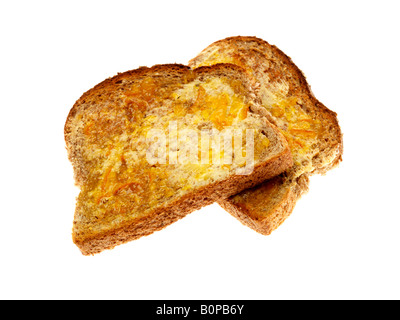 La Farine Complète sucré frais toasts avec de la marmelade isolés contre un fond blanc avec un chemin de détourage et aucun peuple Banque D'Images