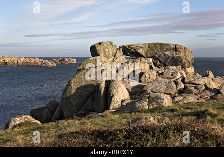 Côte sud-est de Sainte Agnès Îles Scilly UK à la houe à Gugh Wingletang Point sur la baie Banque D'Images