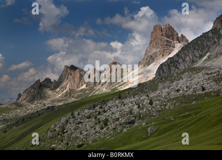 Mont Averau de Giau Pass, Dolomites, Italie Banque D'Images