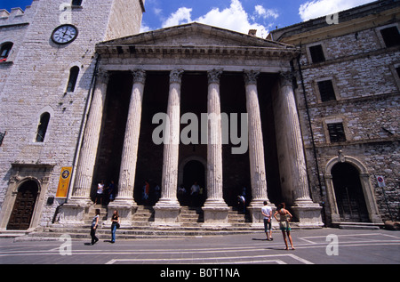 Tempio di minerva, assise, province de Pérouse, Ombrie, Italie Banque D'Images