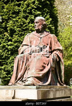 George Henry Paulin les statue de Joseph Lister, du parc Kelvingrove, Glasgow, Ecosse. Banque D'Images