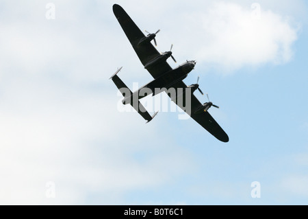 Battle of Britain Memorial Flight Lancaster Duxford Spring Air Show 2008 Banque D'Images