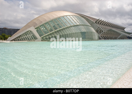 L'Hemisfèric oeil distinctif la construction en forme conçue par Santiago Calatrava,Valence Espagne mai 2008 Banque D'Images