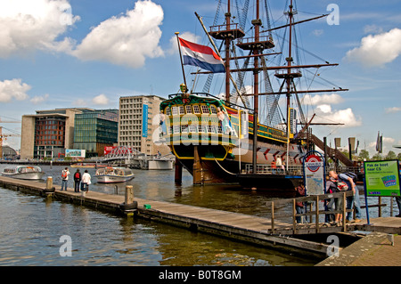 L'Âge d'or de COV navire navire bateau canal Amsterdam Pays-Bas hollande pavillon néerlandais Banque D'Images