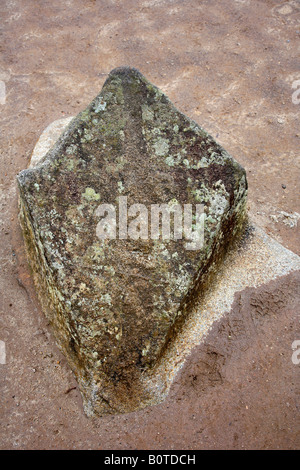 Machu Picchu temple principal en pierre sculpté rhomboïdale Plaza sacrée Vallée de l'Urubamba Pérou Amérique du Sud Banque D'Images