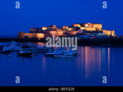 Château illuminé Castle Cornet Banque D'Images