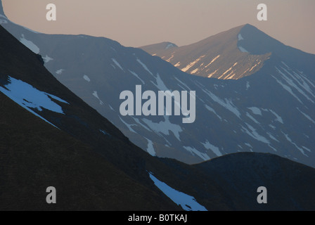 Montagnes du Mamores Kinlochleven, Lochaber, à la recherche de l'Carn Mor Dearg Arete, Ecosse, Royaume-Uni. Banque D'Images