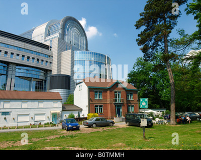 L'arrière du bâtiment du Parlement européen à Bruxelles, Belgique Banque D'Images