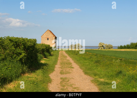 Bradwell on Sea, St Peter on the Wall une chapelle celtique saxonne Essex des années 2009 2000 UK HOMER SYKES Banque D'Images