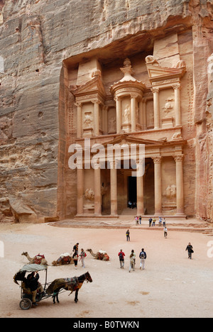 AL KHAZNEH ancienne ville nabatéenne du Trésor Petra Jordanie Saoudite Banque D'Images