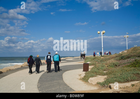 Promenade de la plage, Tel Aviv, Israël, Moyen Orient Banque D'Images