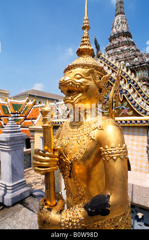 Statue en or, Wat Phra Keo, Kaeo, KEO, Temple du Bouddha Émeraude, Bangkok, Thaïlande, Asie du Sud-Est Banque D'Images