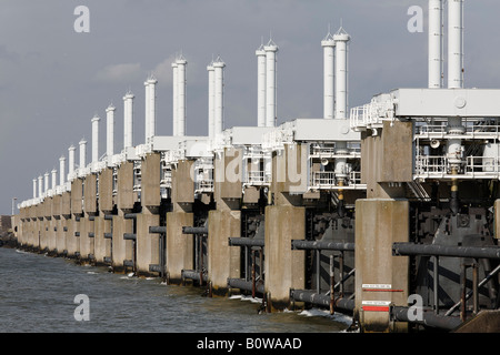 Oosterscheldekering eidersperrwerk, entre Beveland-nord et Schouwen-Duiveland, Zélande, Pays-Bas, Europe Banque D'Images