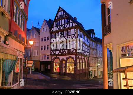 Maison à colombages, Eisenmarkt dans le centre historique de Wetzlar, Hesse, Allemagne Banque D'Images