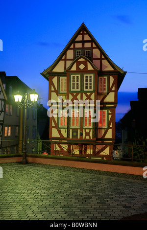 Maison à colombages, Kornmarkt dans le centre historique de Wetzlar, Hesse, Allemagne Banque D'Images