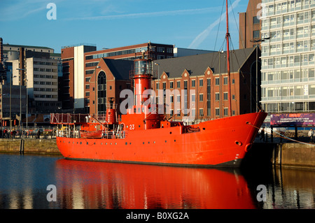 Lightship LV23 Planète accostera au Albert Dock Liverpool Angleterre Banque D'Images