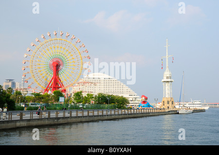 La promenade du port et de l'ancien interrupteur Tower, Kobe JP Banque D'Images