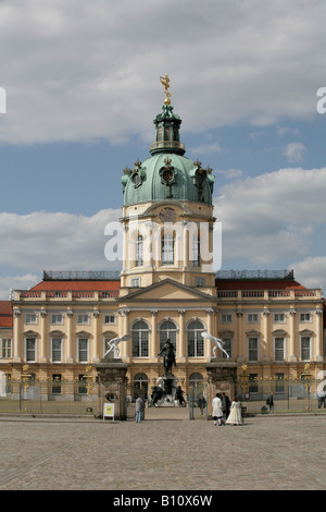 Château de Charlottenburg, commandé par la Reine Sophie Charlotte, 1695, la Cour de Charlottenburg, Berlin Banque D'Images