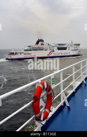 Seafrance ferry dans la Manche entre Calais et Douvres en Angleterre, France Banque D'Images