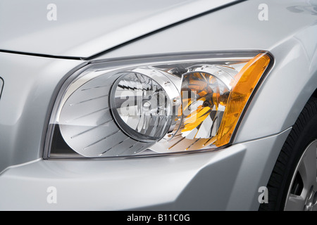 2008 Dodge Caliber SE en argent - Phare Banque D'Images