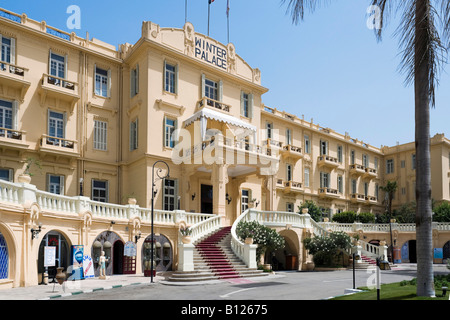 Le célèbre Palais d'hiver (l'emplacement de l'Hôtel de l'Agatha Christie mort sur le Nil), la Corniche, Louxor, vallée du Nil, l'Egypte Banque D'Images