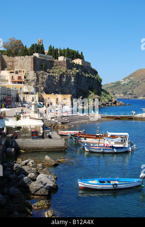 Marina Corta, Lipari, Isola Lipari, Messine, Sicile, Italie Province Banque D'Images