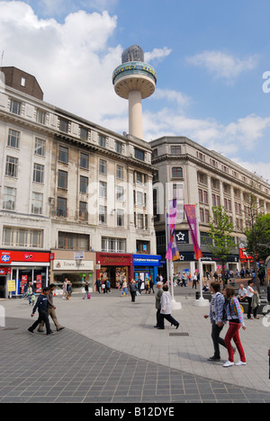 La rue de l'église et Parker Street dans le centre-ville de Liverpool Banque D'Images