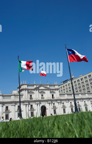 PALACIO DE LA MONEDA Palais Présidentiel PLAZA DE LA CONSTITUCION Chili SANTIAGO Banque D'Images