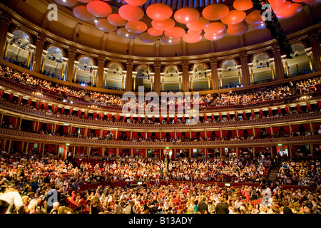 Les champignons du son dans le toit de l'Albert Hall Londres UK Europe Banque D'Images