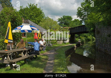 Monmouth et Brecon Canal à Talybont-on-Usk Banque D'Images