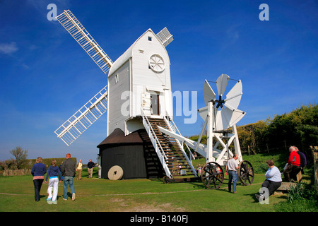 Summers Day à Jack et Jill Moulin village Clayton South Downs Sussex England Angleterre UK Banque D'Images