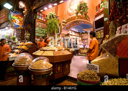 Le bazar égyptien d'istanbul Banque D'Images