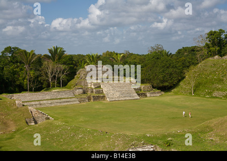 Temple du tombeau vert, UN Plaza, Altun Ha, Rockstone Pond Village, Belize Banque D'Images