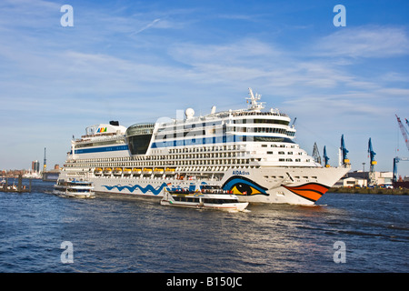 Aida Diva sur l'Elbe, Hambourg Banque D'Images