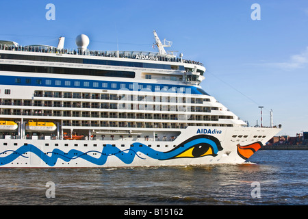 Aida Diva sur l'Elbe Banque D'Images